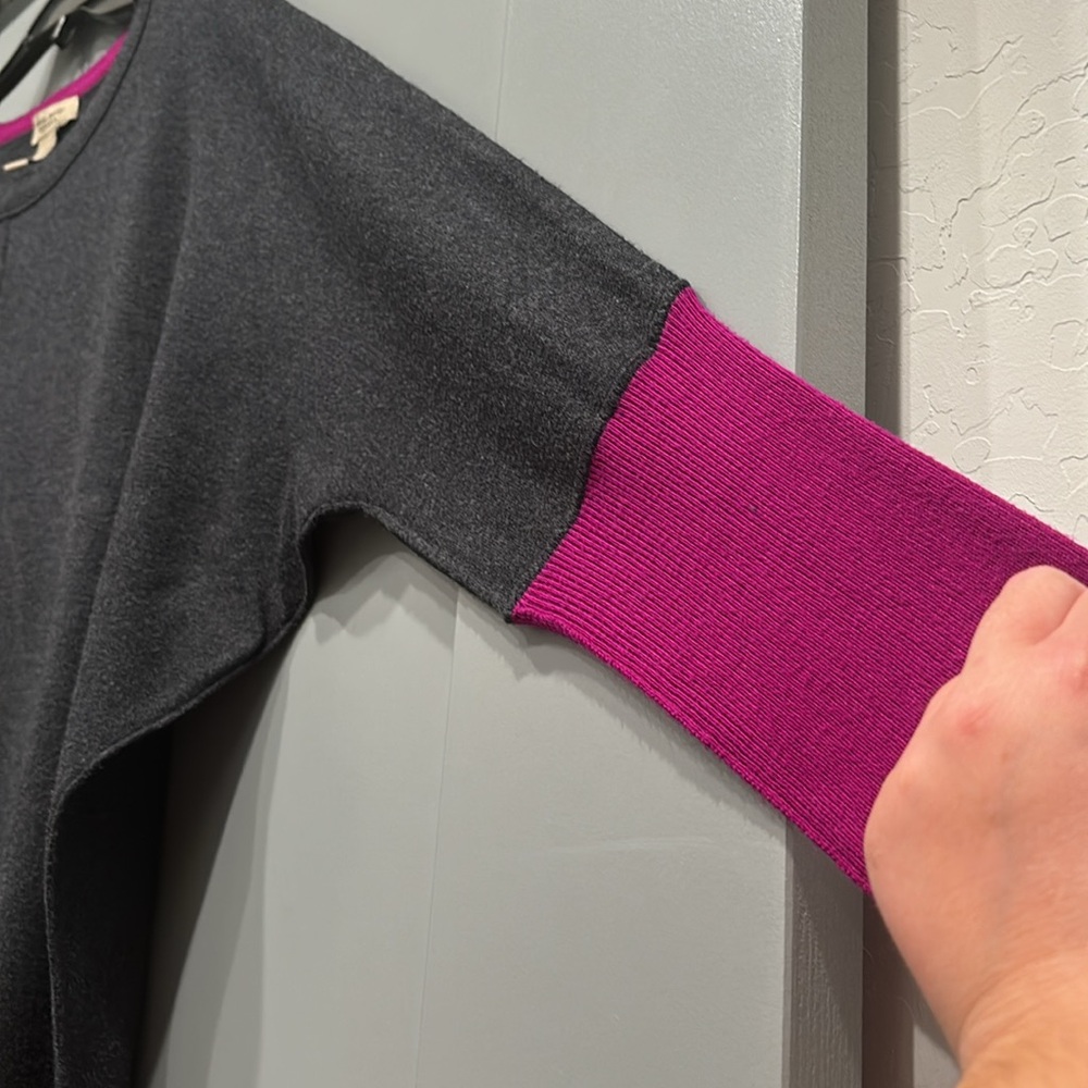 Top - Picture 6 of 6